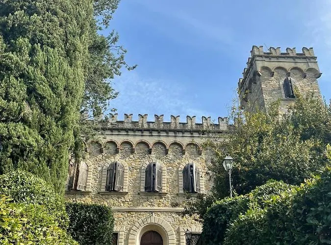 Casa La Torre Un Castello Alle Porte Di Firenze